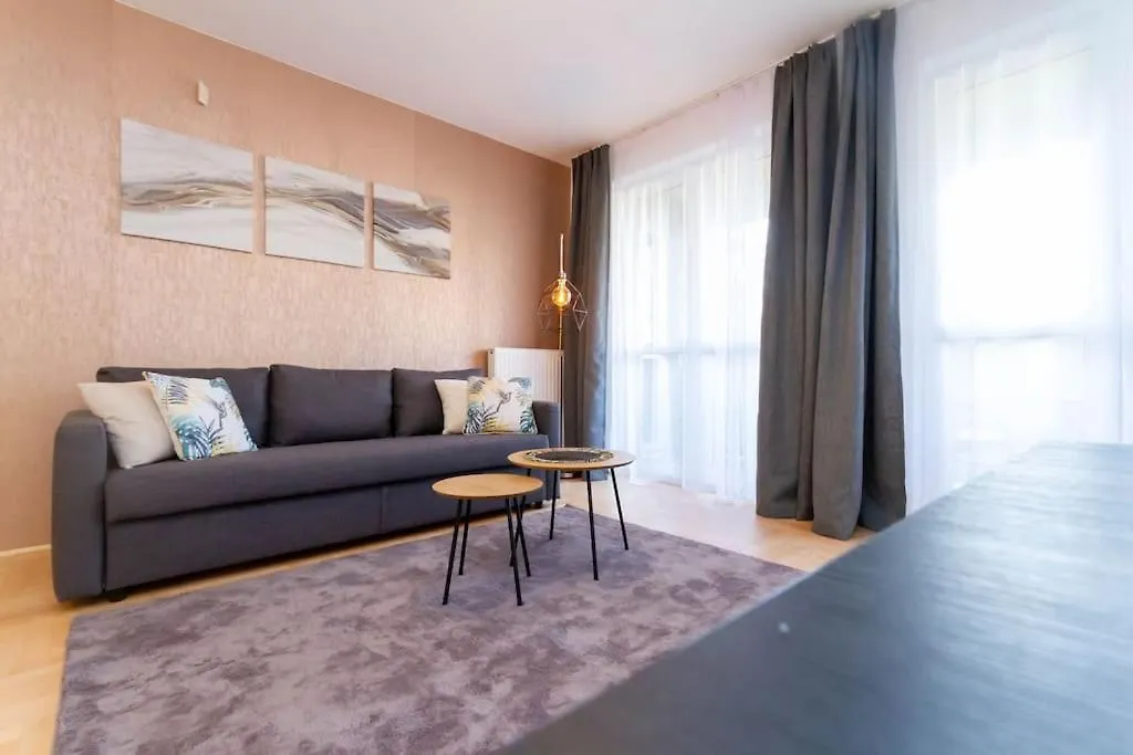 Gozsdu White Raven 3 - Terrace And Free Underground Parking Apartment Budapest